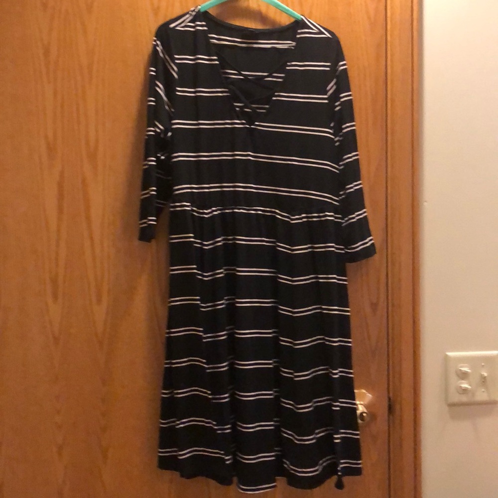 NWOT Torrid 2 x dress black white stripe plus